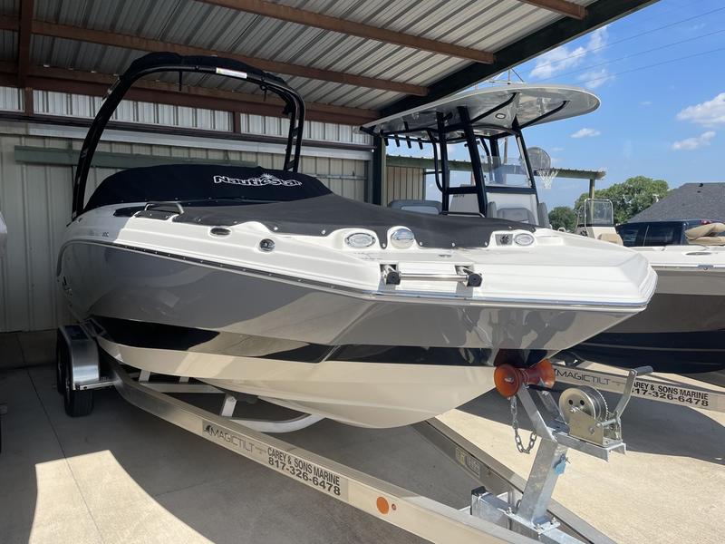 Power boats For Sale in Texas by owner | 2023 Nautic Star 243DC